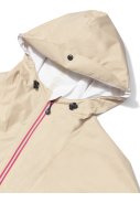 Camel Kick duurzame regenponcho en regenbroek van Dripp Rainwear 7