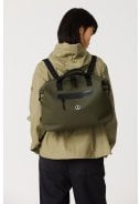 Khaki waterdichte schoudertas Lyra van Tantä 3