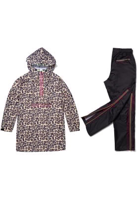 Leopard Kiss duurzame regenponcho en zwarte regenbroek