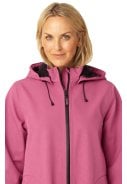 Magenta Haze softshell A-lijn regenjas van Ilse Jacobsen 3