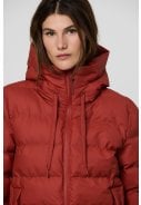Rode (Red Ochre) puffer dames regenjas Frost van Tantä  3