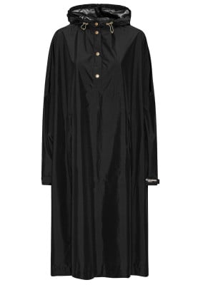 Zwarte regenponcho met mouwen van Ilse Jacosen