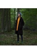 Zwarte softshell A-lijn regenjas van Ilse Jacobsen 2